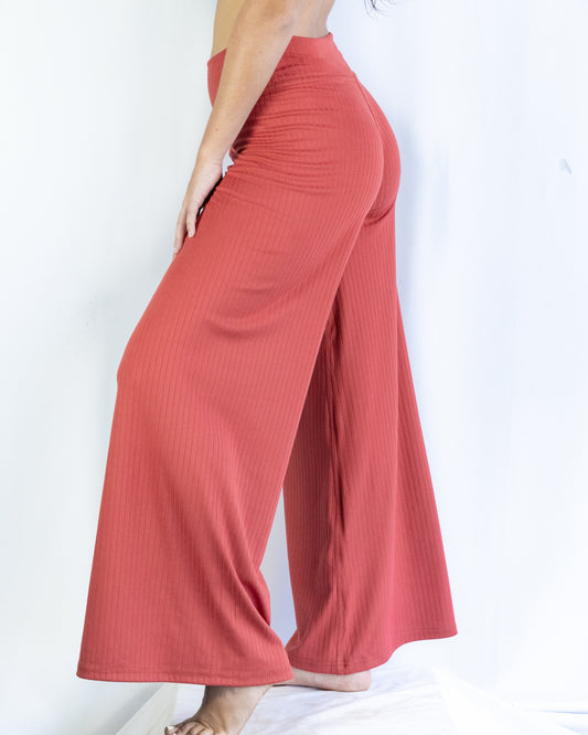 Pantalon Ancho - Color Teja con texturas