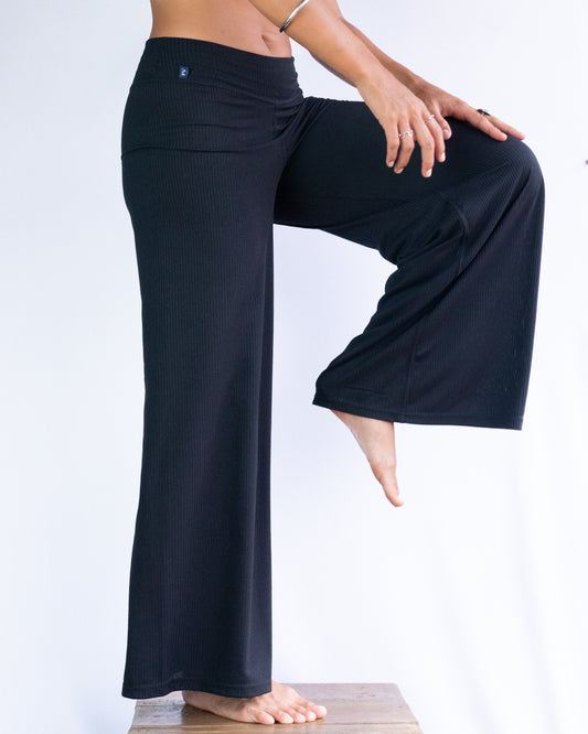 Pantalon Ancho - Negro con Texturas