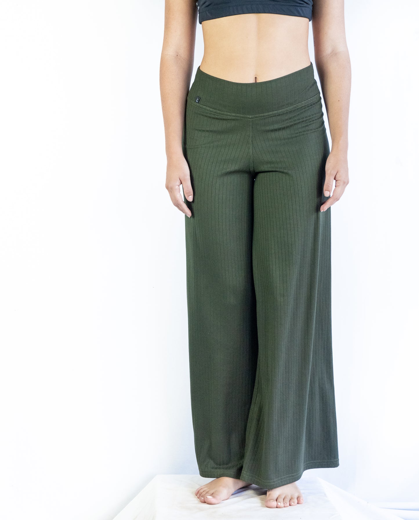 Pantalon Ancho - Verde Musgo  con texturas