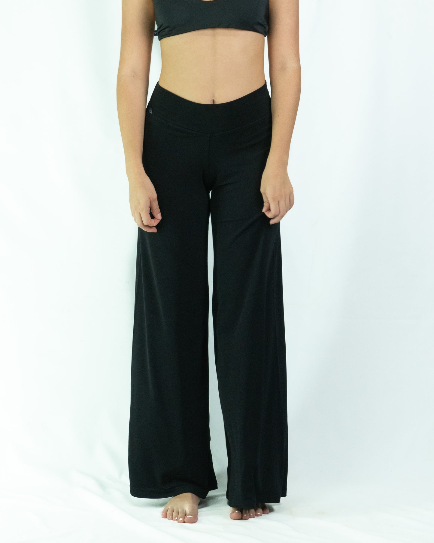 Pantalon Ancho - Negro Liso